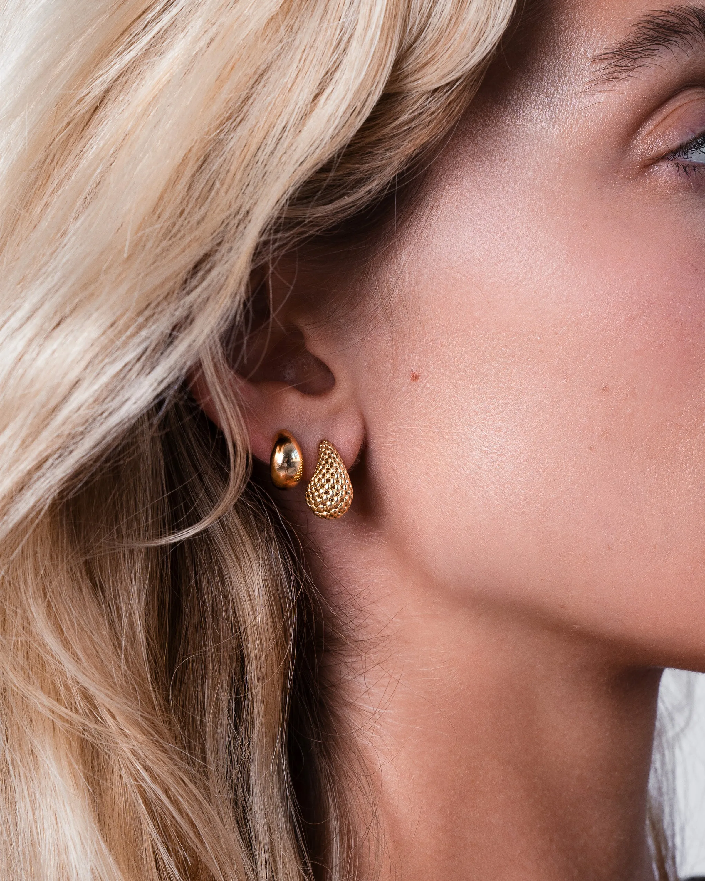 14K Gold Woven Teardrop Stud Earrings