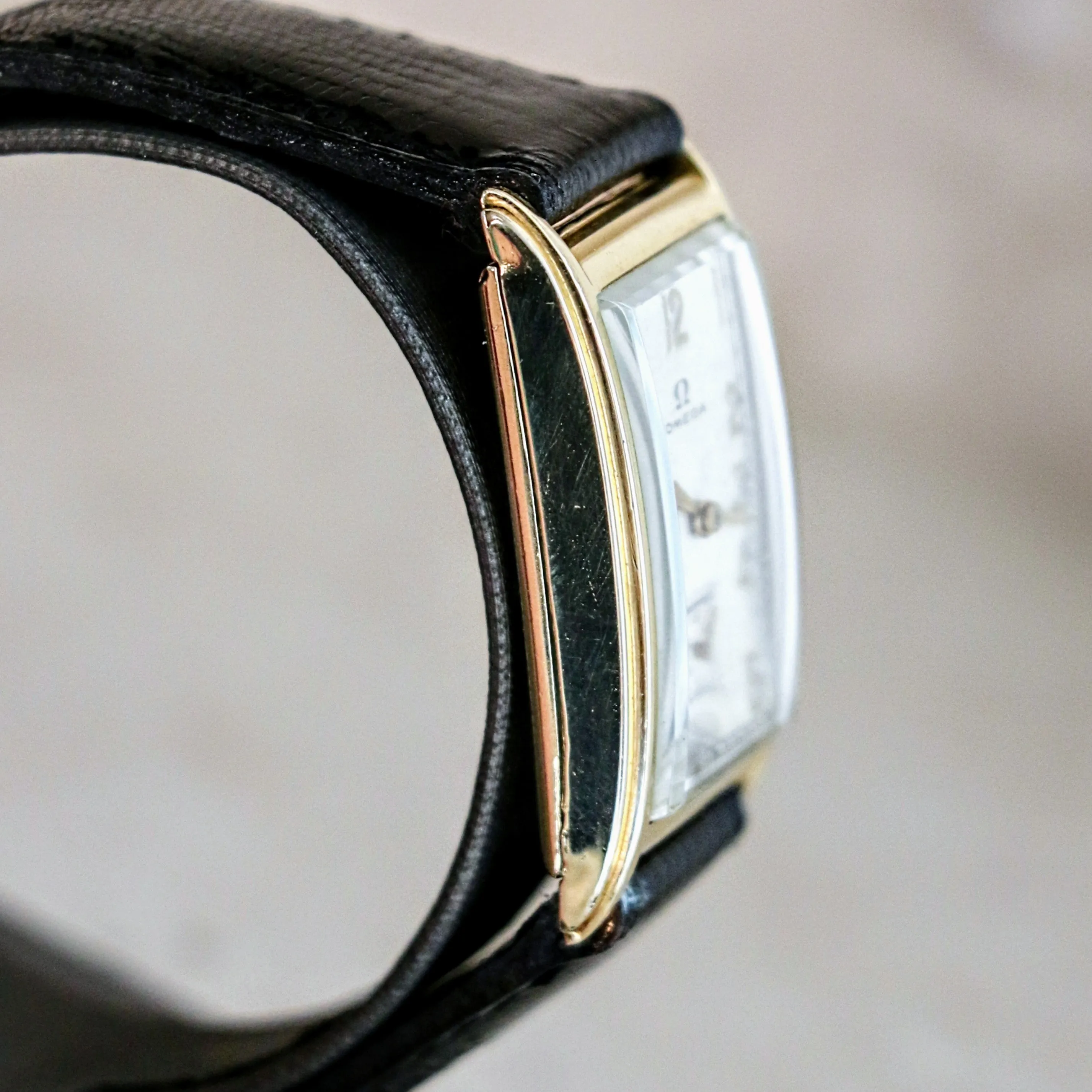 1934 OMEGA Jumbo Tank Watch Cal. T 17 14K Gold Filled Wristwatch