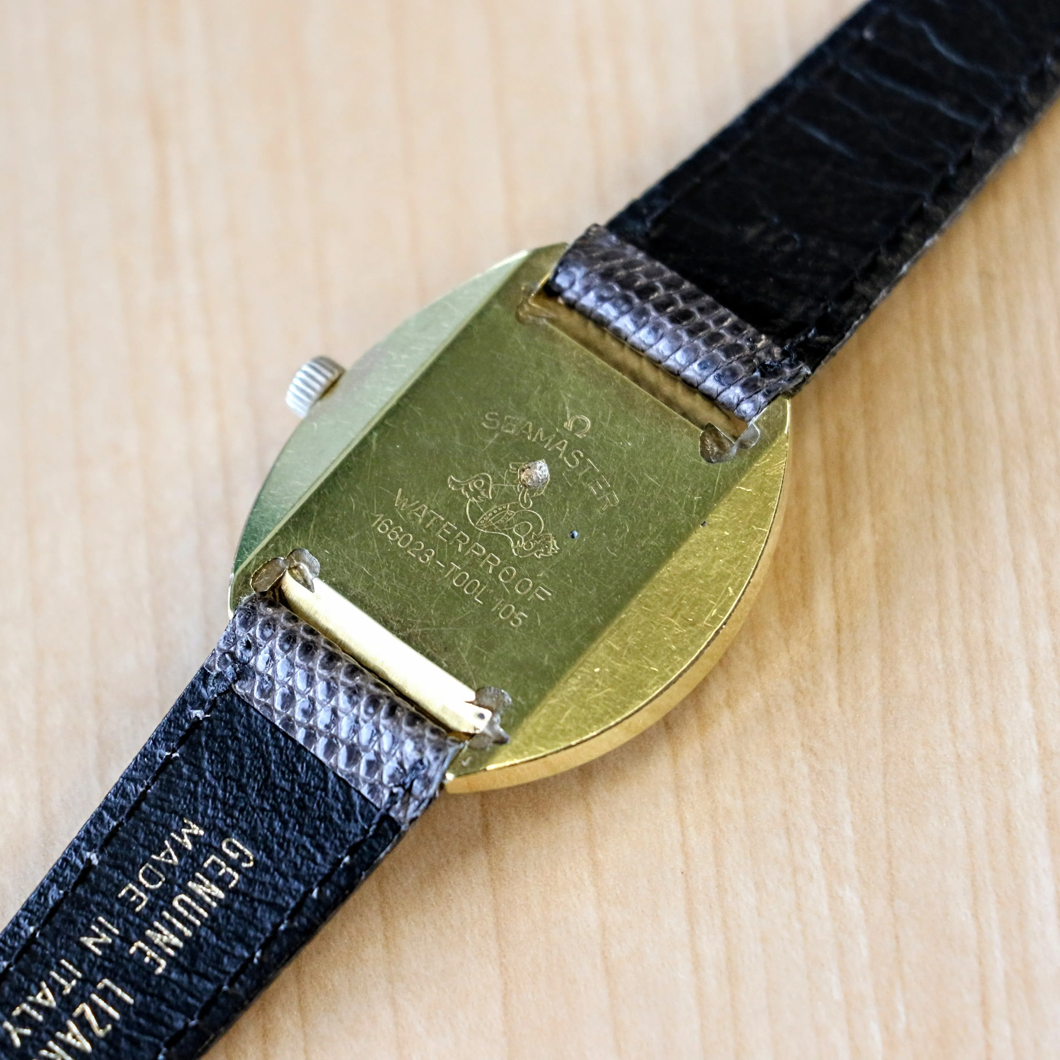 1960s OMEGA Seamaster Cosmic Watch Ref. 166.023 Cal. 565 24 Jewels Vintage Wristwatch