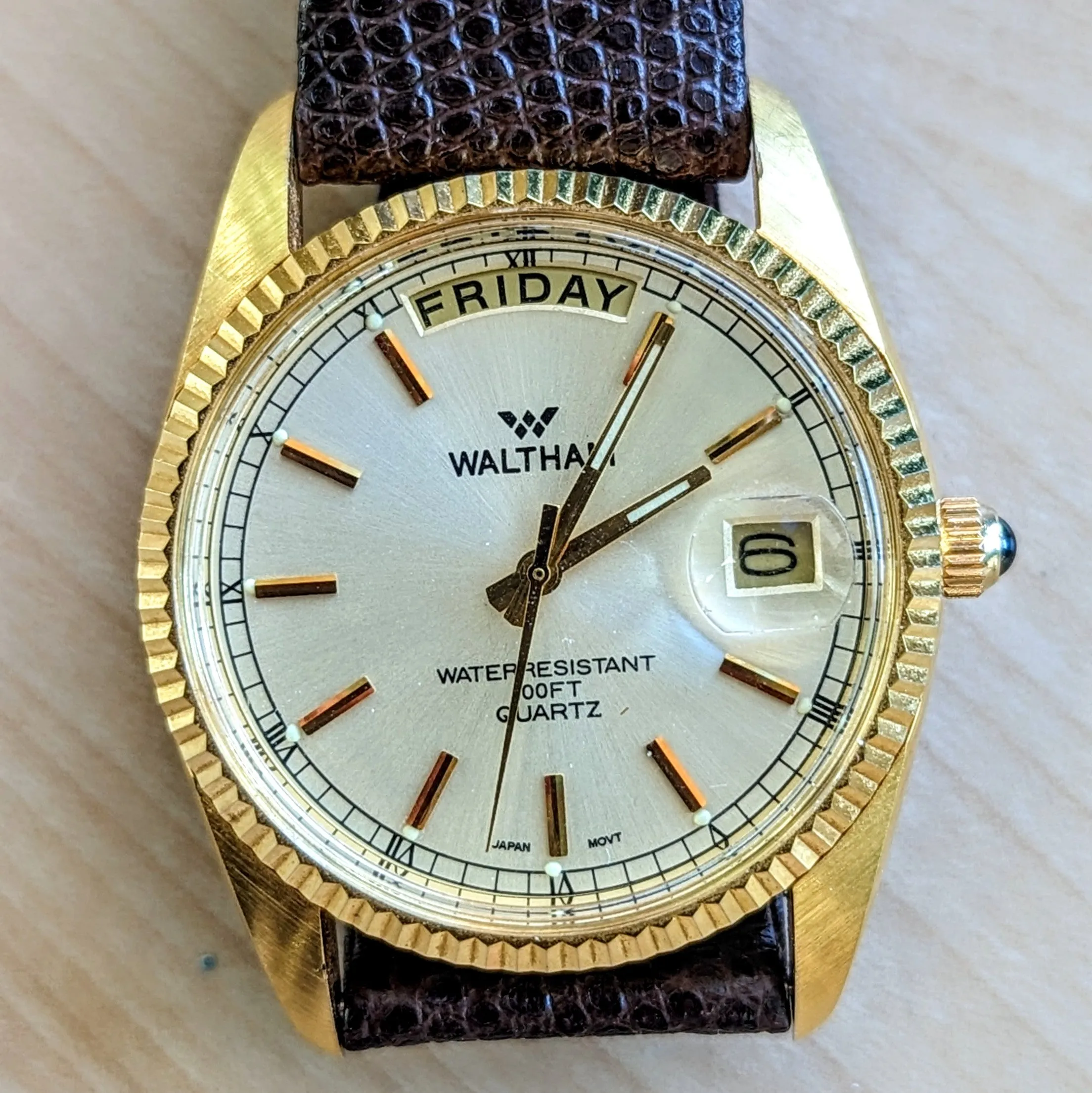 1980s WALTHAM Presidential Watch 34mm Quartz Day/Date Wristwatch