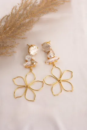 Camille Pearl Earrings