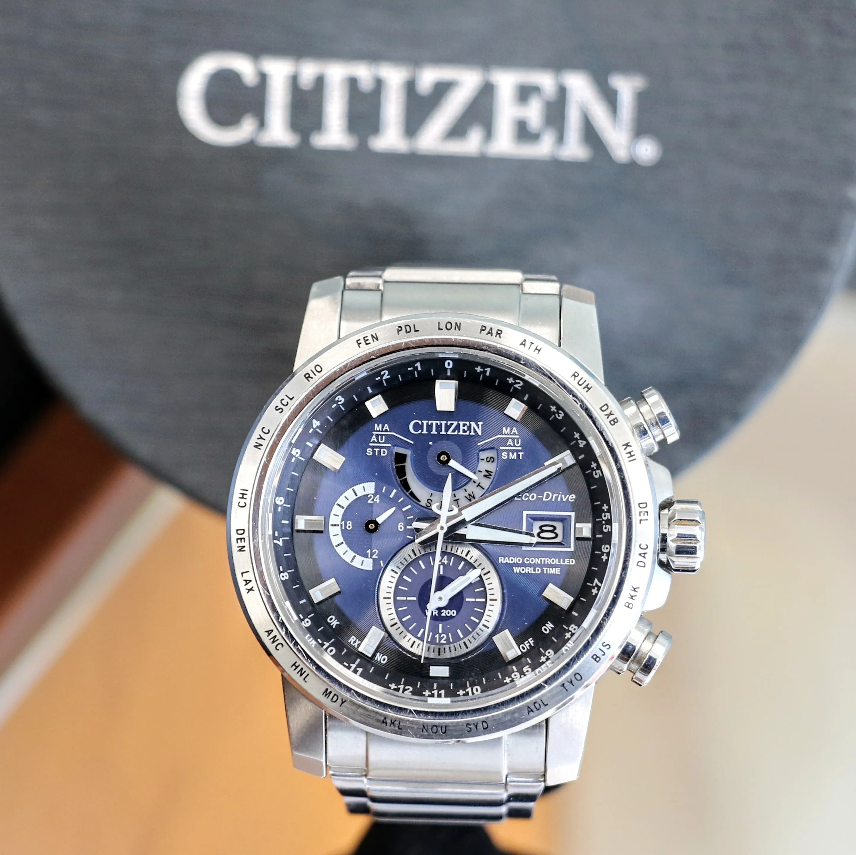 CITIZEN World Time A-T Watch Ref. AT9070-51L Eco-Drive Date Indicator Radio Controlled Wristwatch Box & Extra Links!