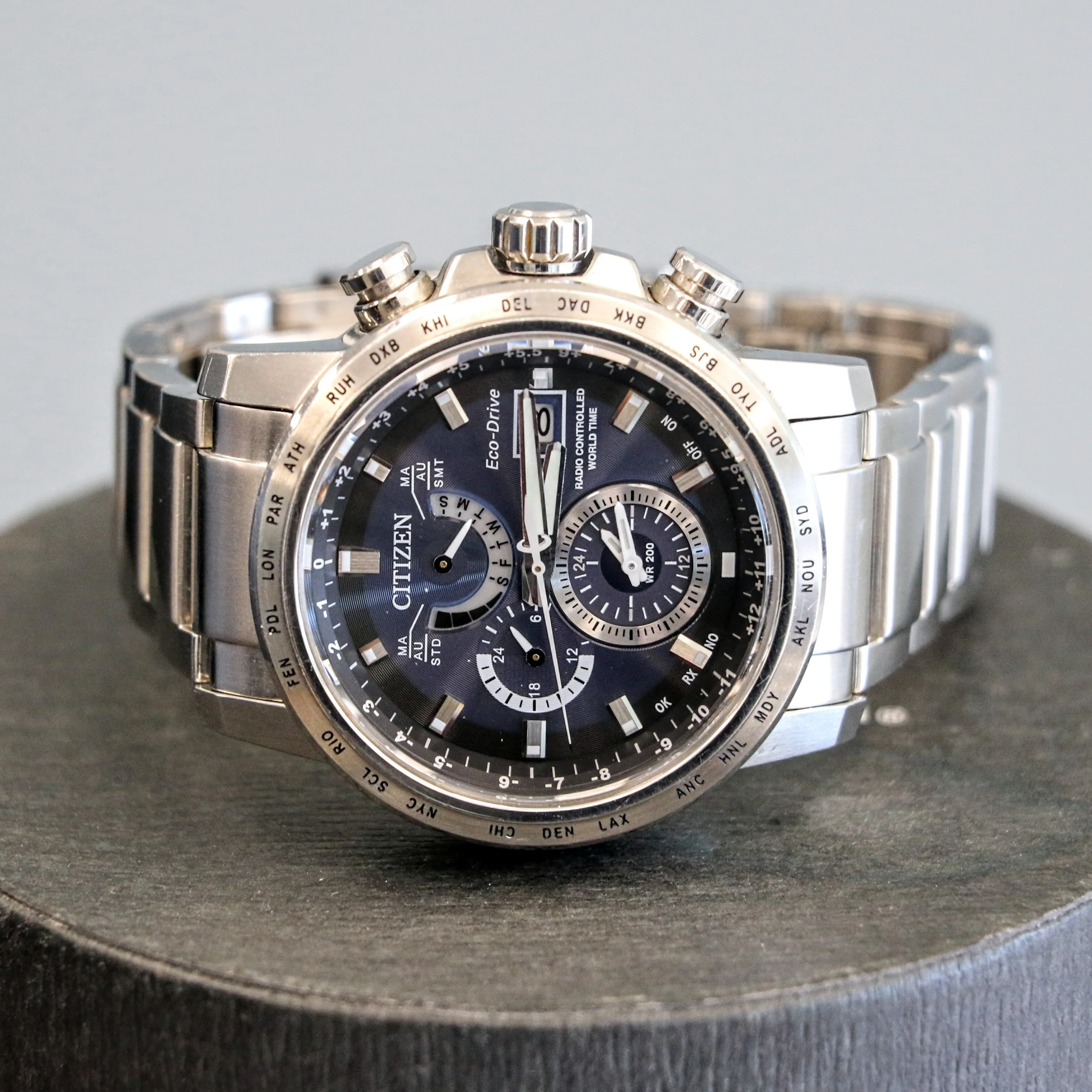 CITIZEN World Time A-T Watch Ref. AT9070-51L Eco-Drive Date Indicator Radio Controlled Wristwatch Box & Extra Links!