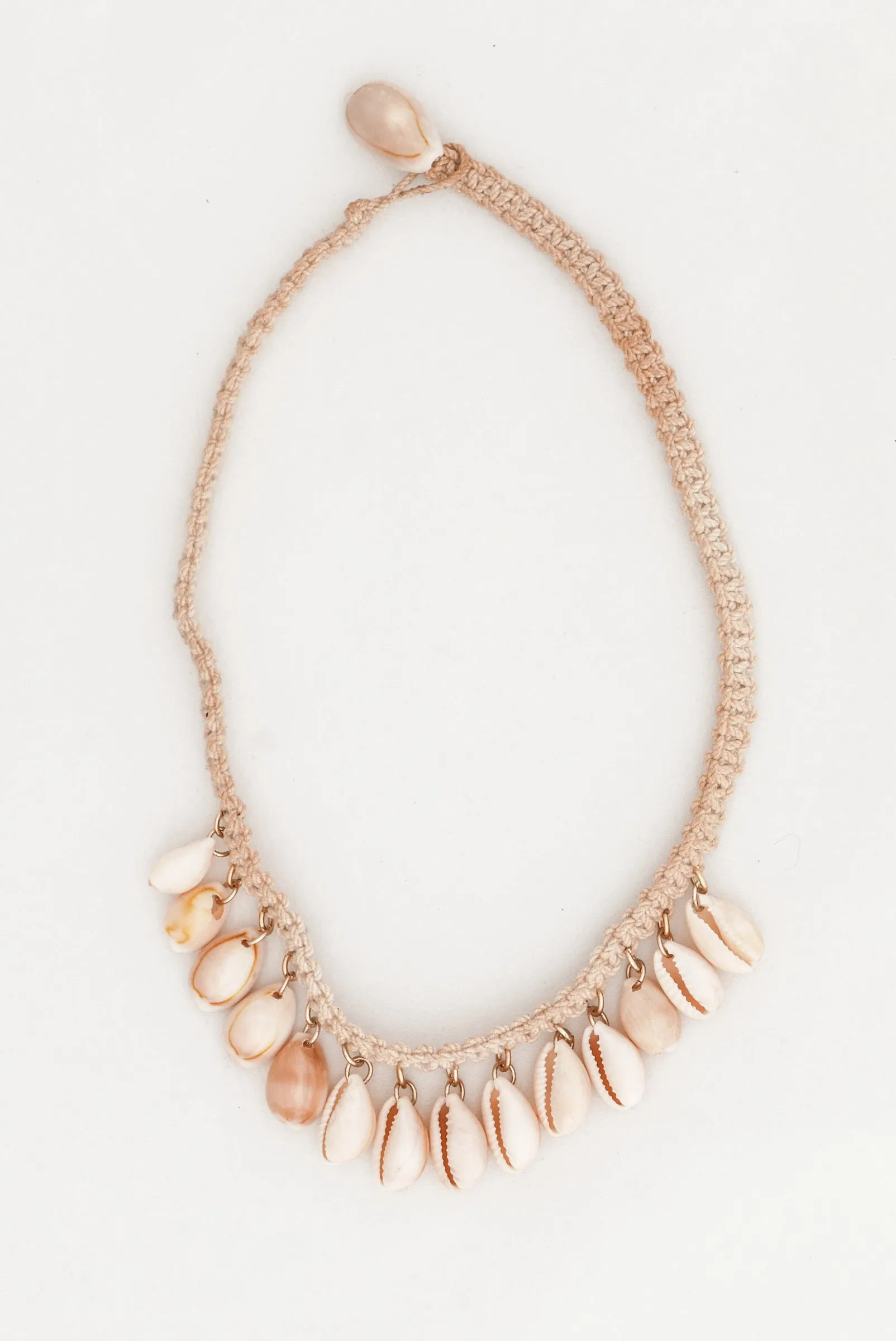 Dancing Shells on Macramé Necklace