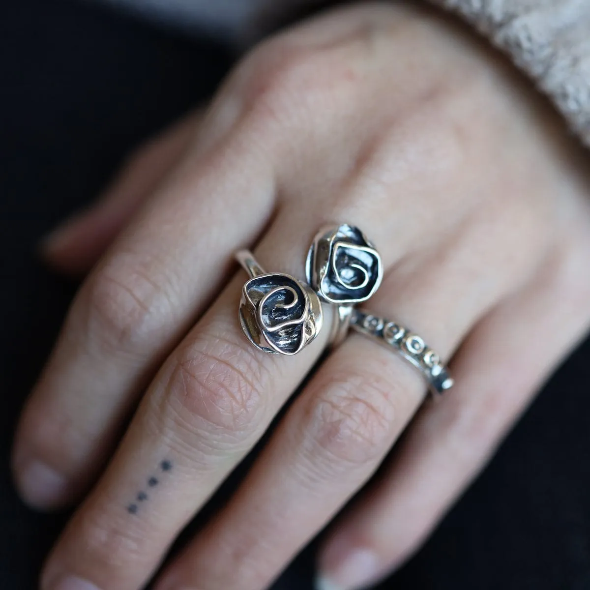 Double Rose By Pass Ring
