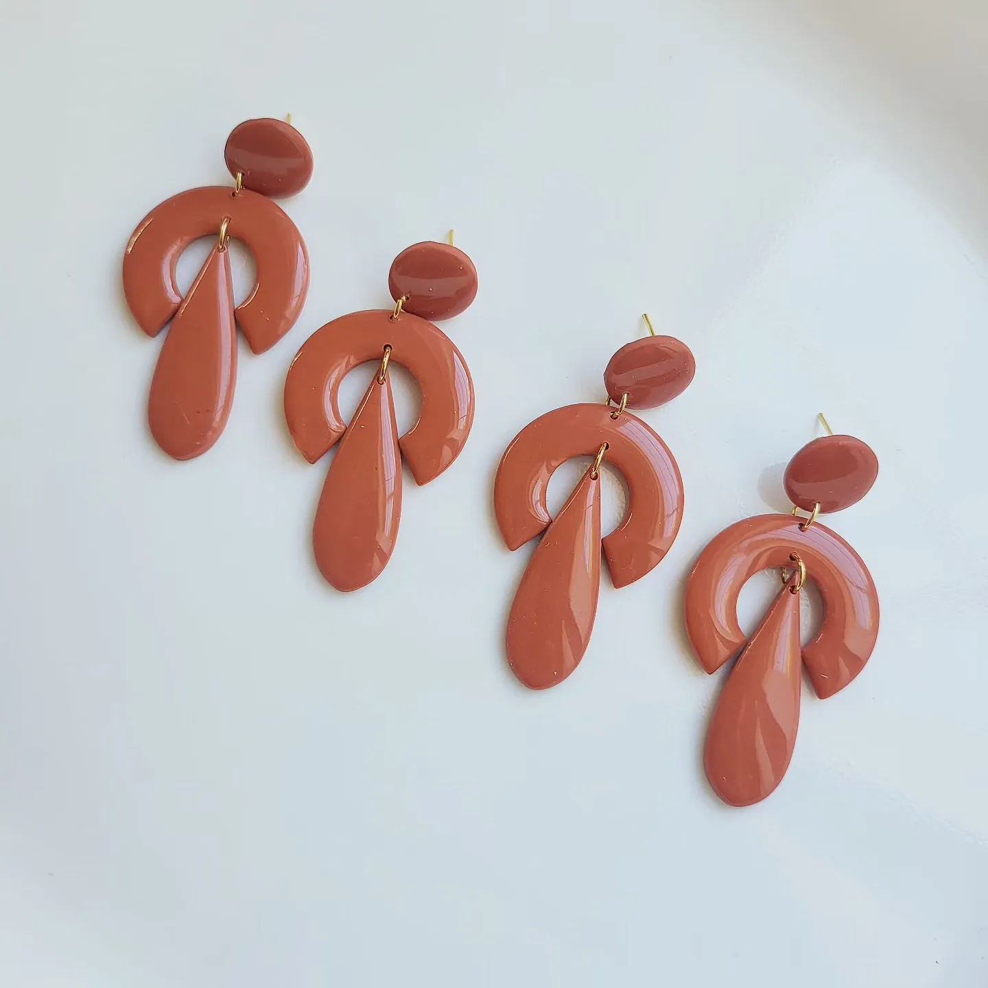 Exito Earrings
