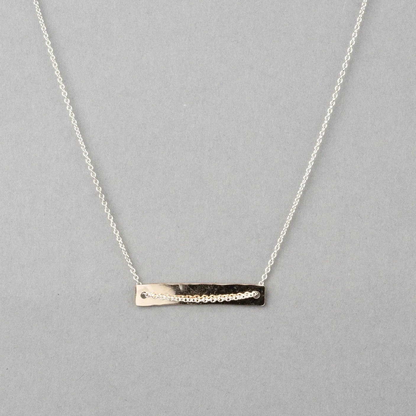 GREENBELT TWO-TONE NECKLACE