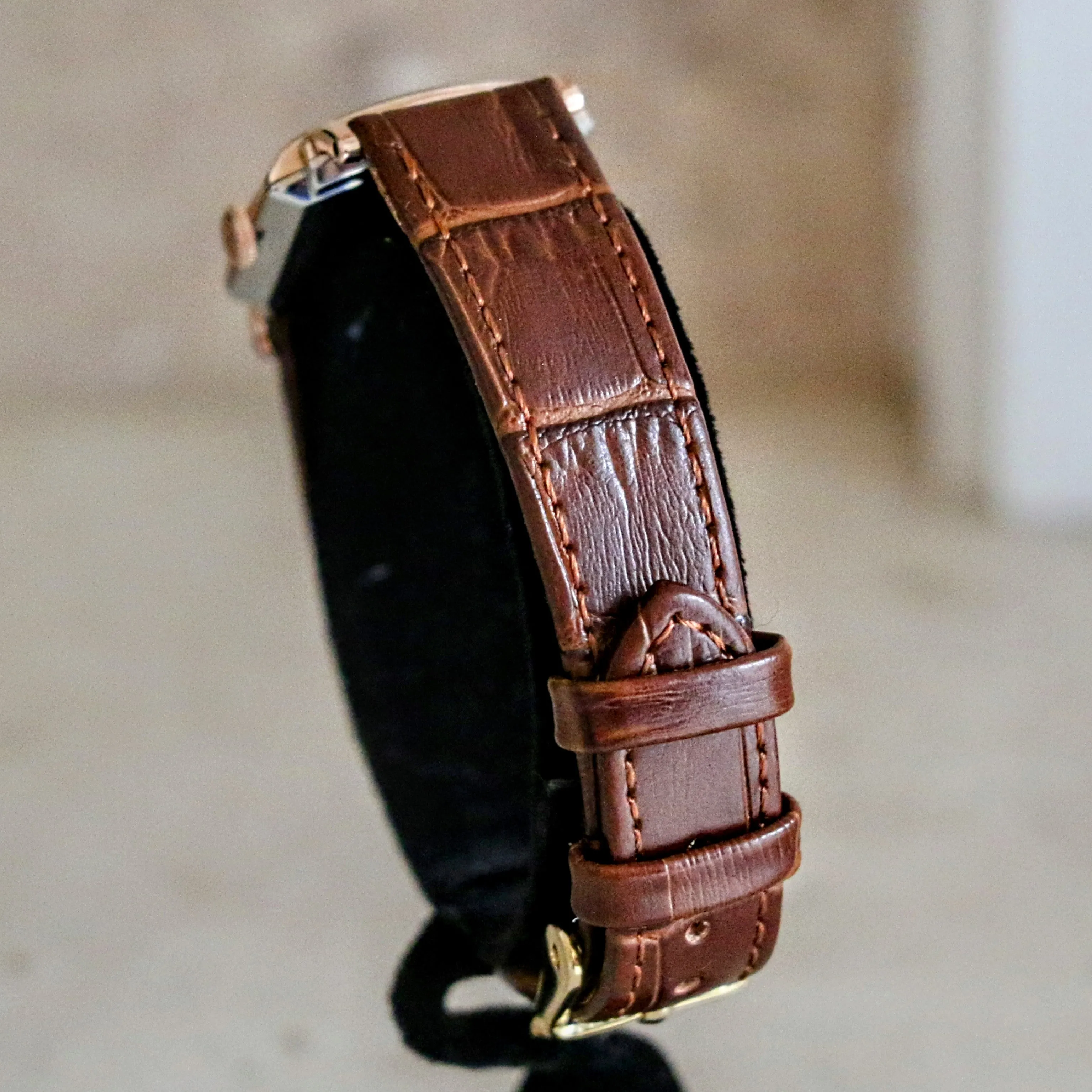 GRUEN Veri-Thin Precision Wristwatch Coral Gold Case & Dial Conoruma Movement Grade 405 Watch