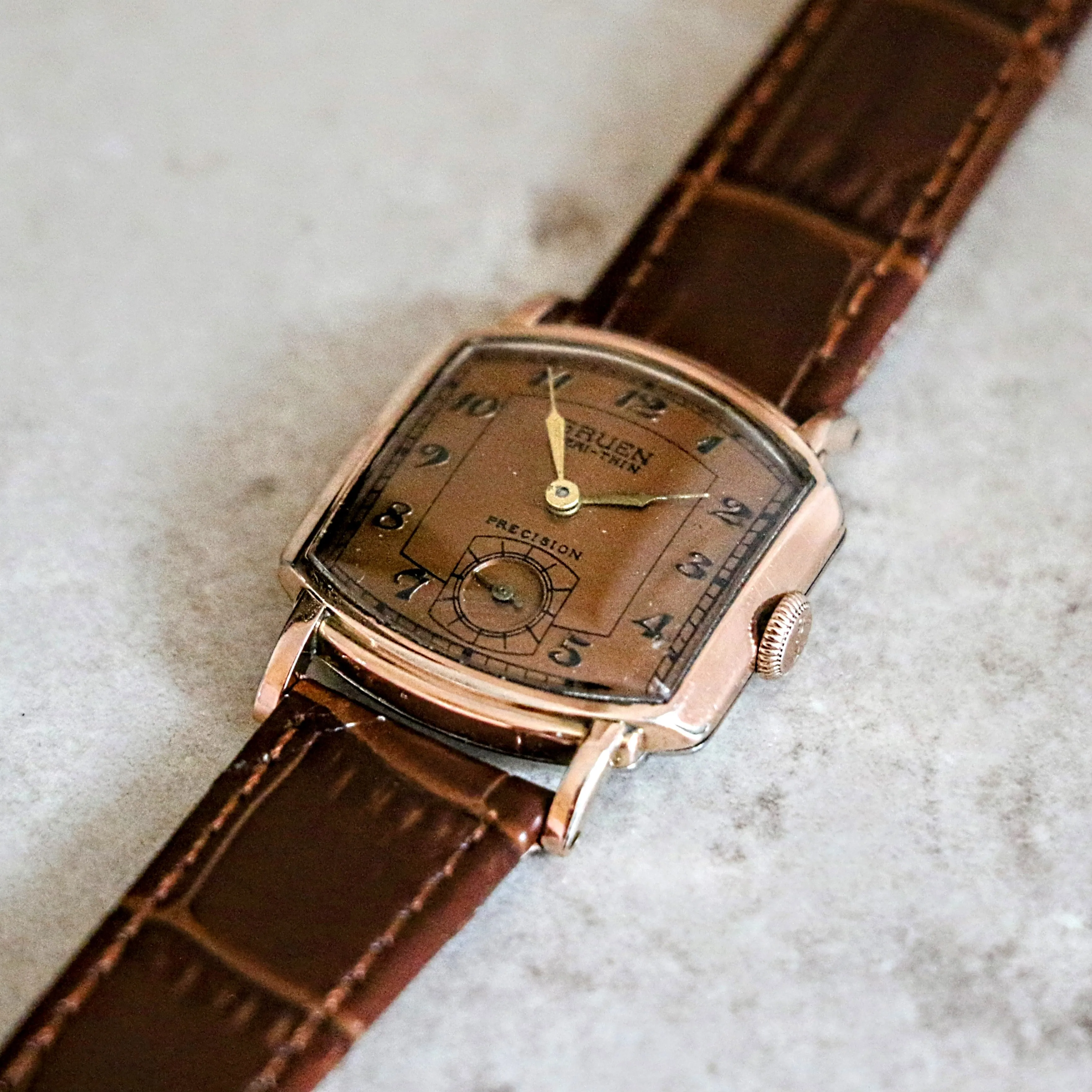 GRUEN Veri-Thin Precision Wristwatch Coral Gold Case & Dial Conoruma Movement Grade 405 Watch