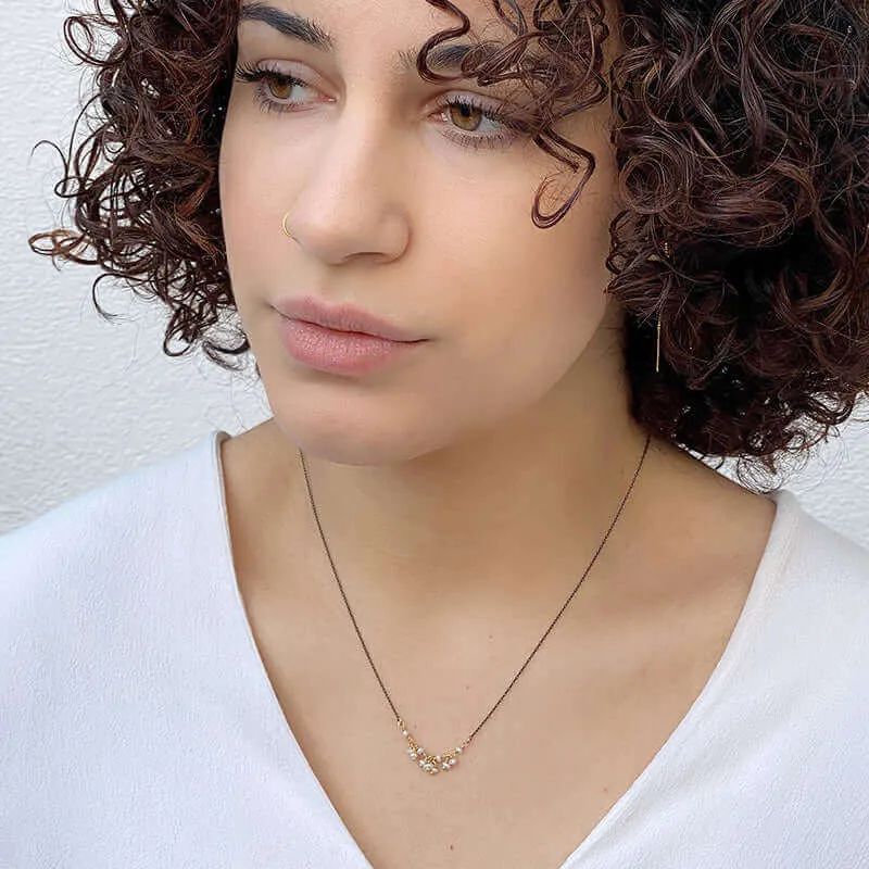 MAZY PEARLS PENDANT NECKLACE