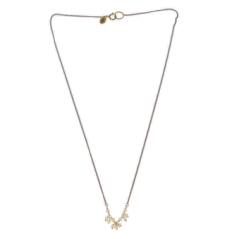 MAZY PEARLS PENDANT NECKLACE