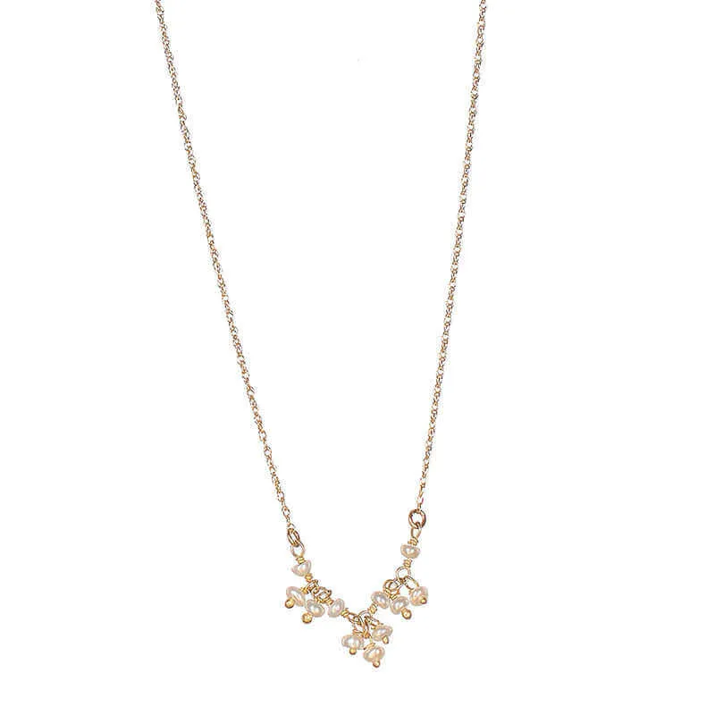 MAZY PEARLS PENDANT NECKLACE