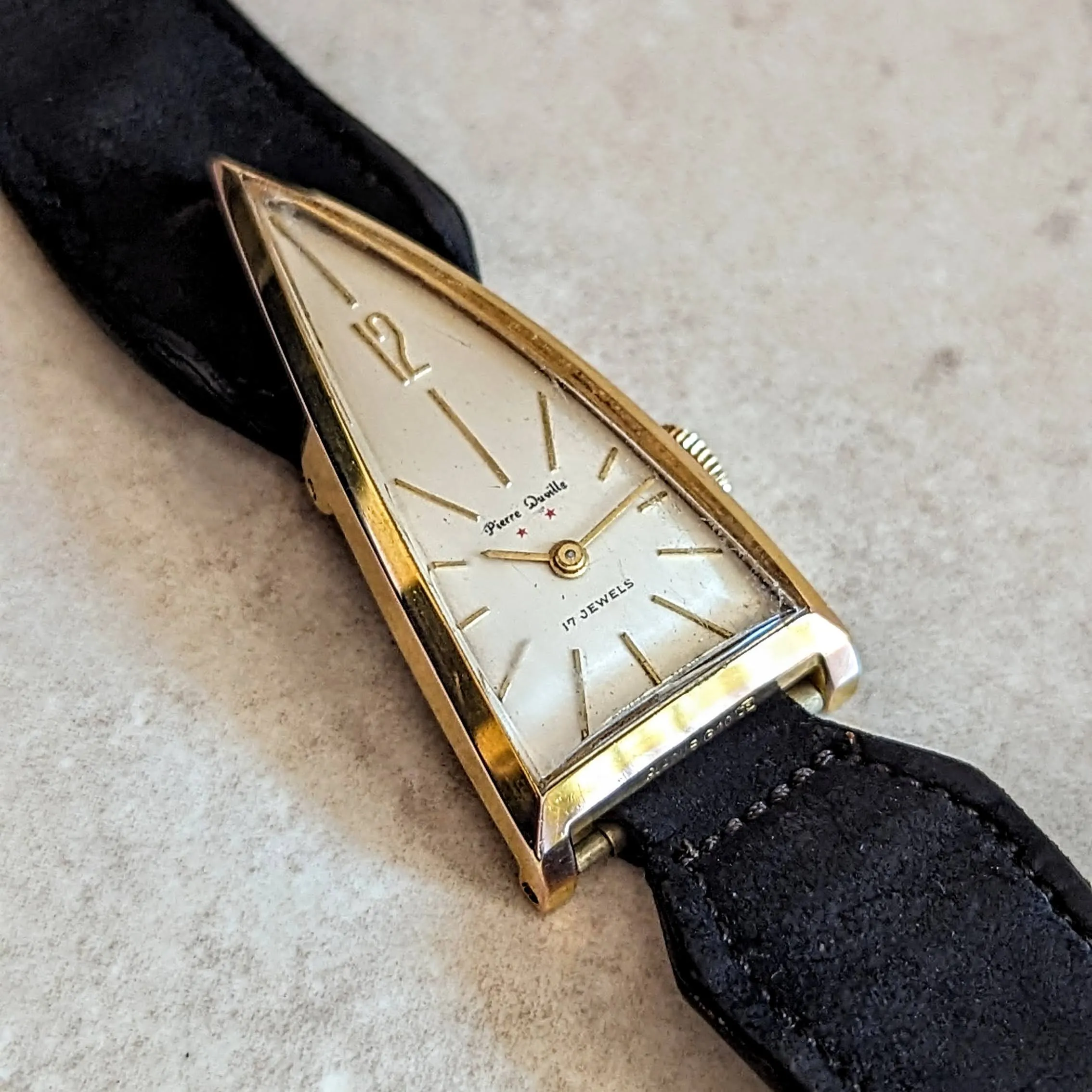 PIERRE DUVILLE “A Parabolic Watch” 17 Jewels Triangle Vintage Wristwatch