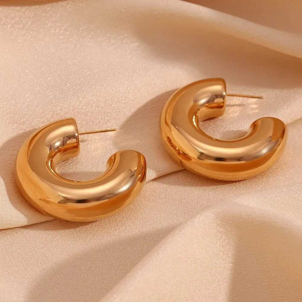 Taylor Bold Hoop Earrings