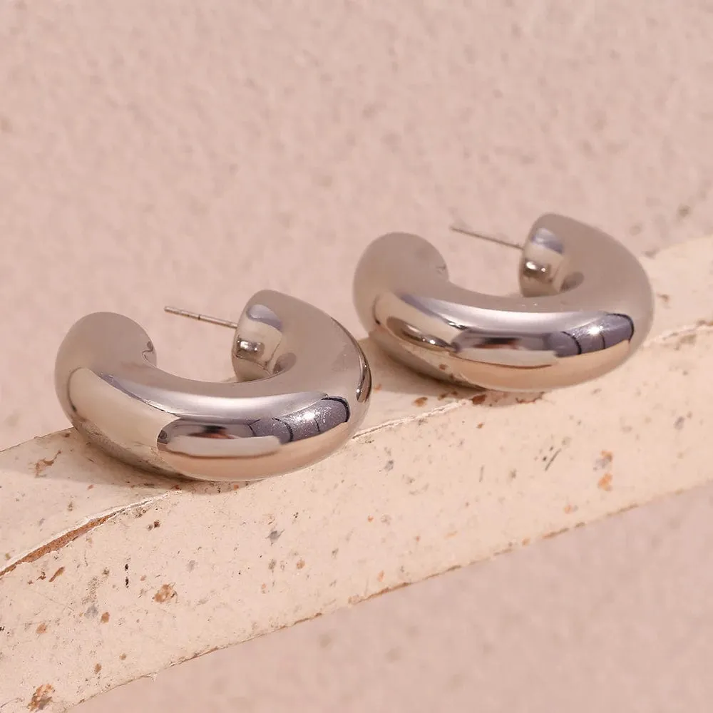 Taylor Bold Hoop Earrings