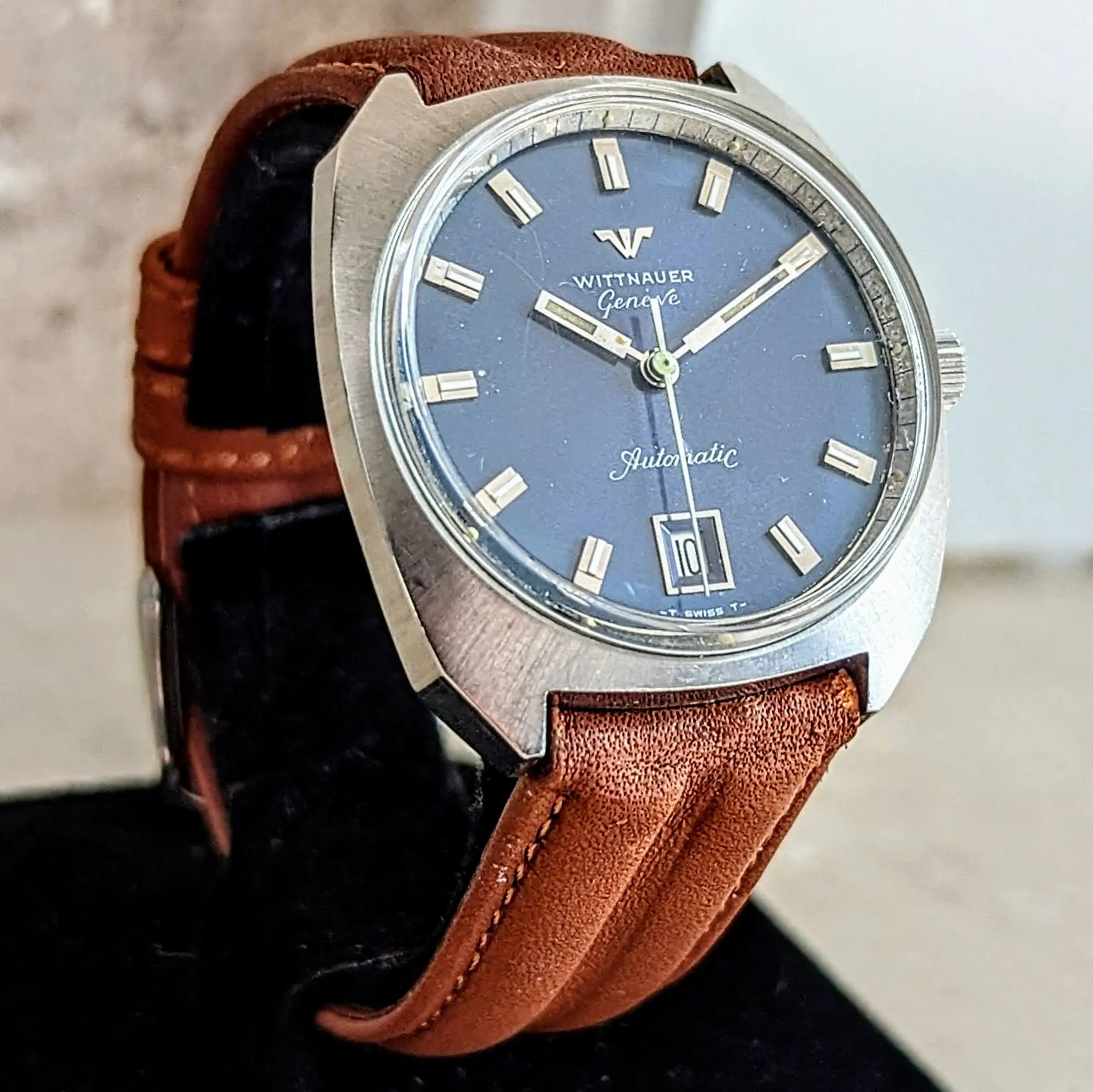 WITTNAUER Geneve Automatic Watch Date Indicator Cal. C11KAS-2 Swiss Wristwatch